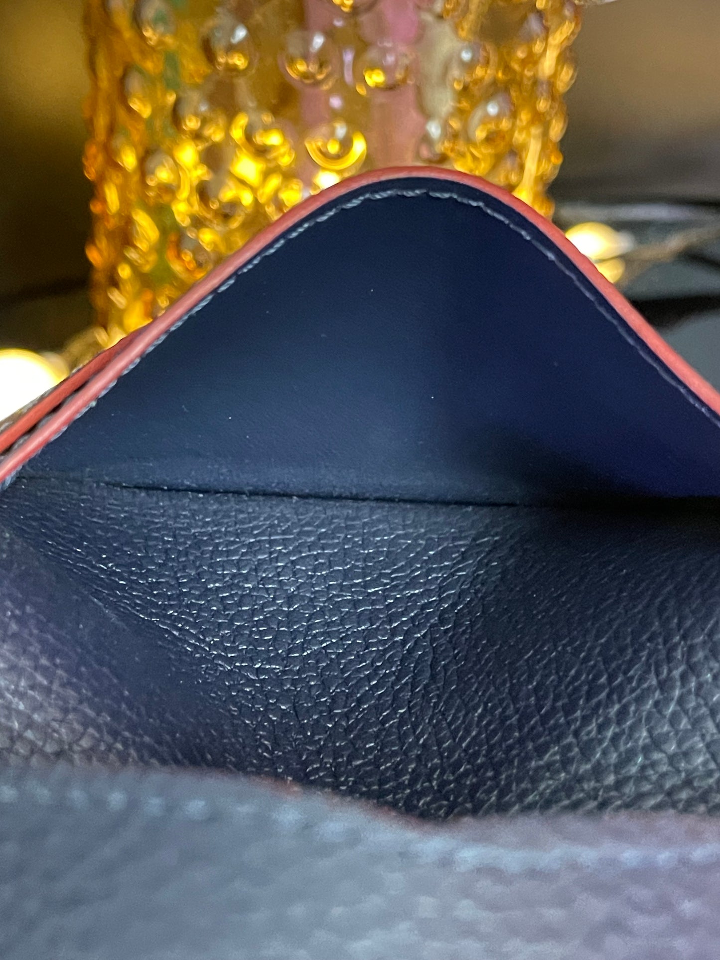 Authentic Louis Vuitton Empreinte Multicartes in Marine Rouge