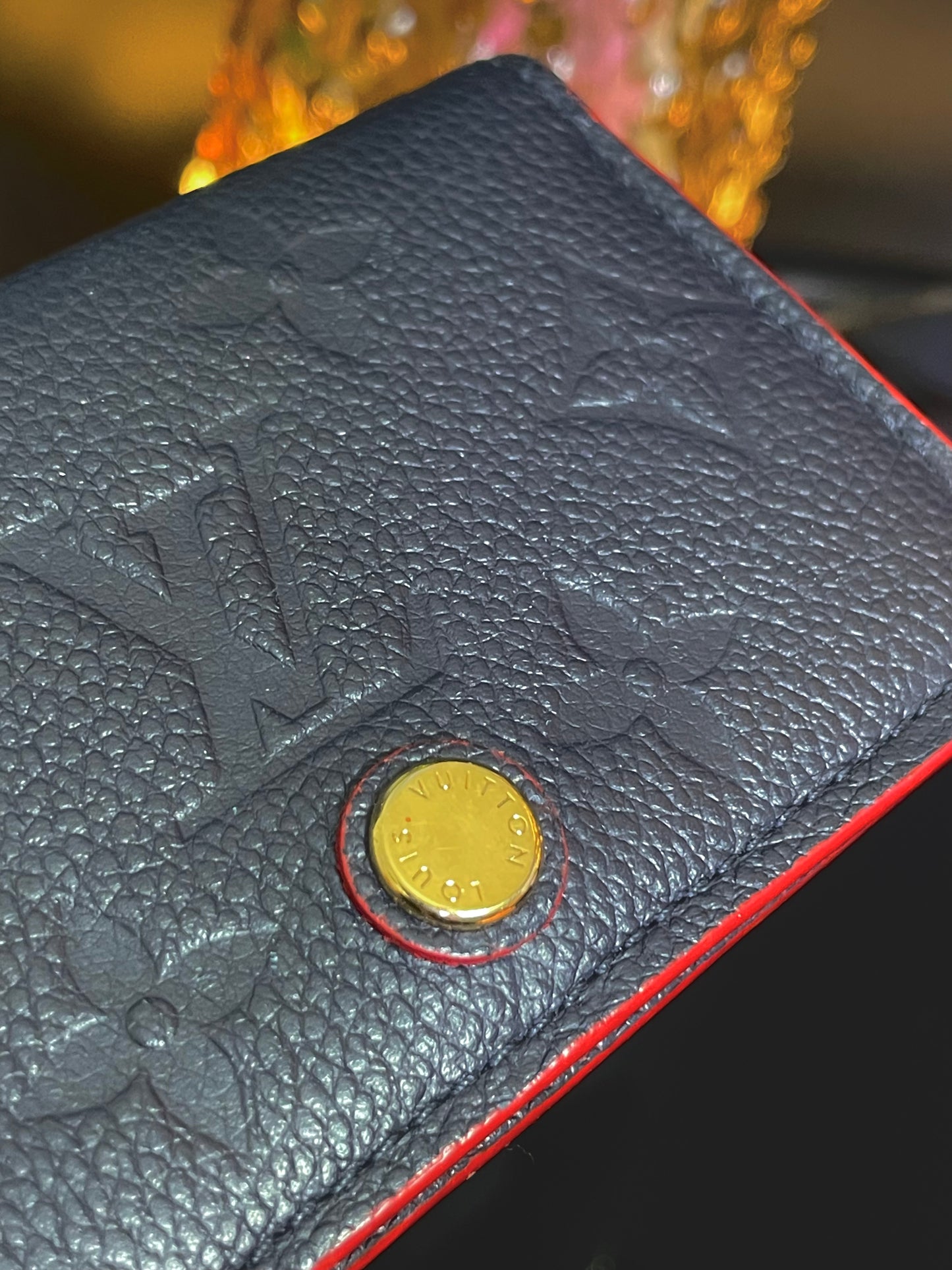 Authentic Louis Vuitton Empreinte Multicartes in Marine Rouge