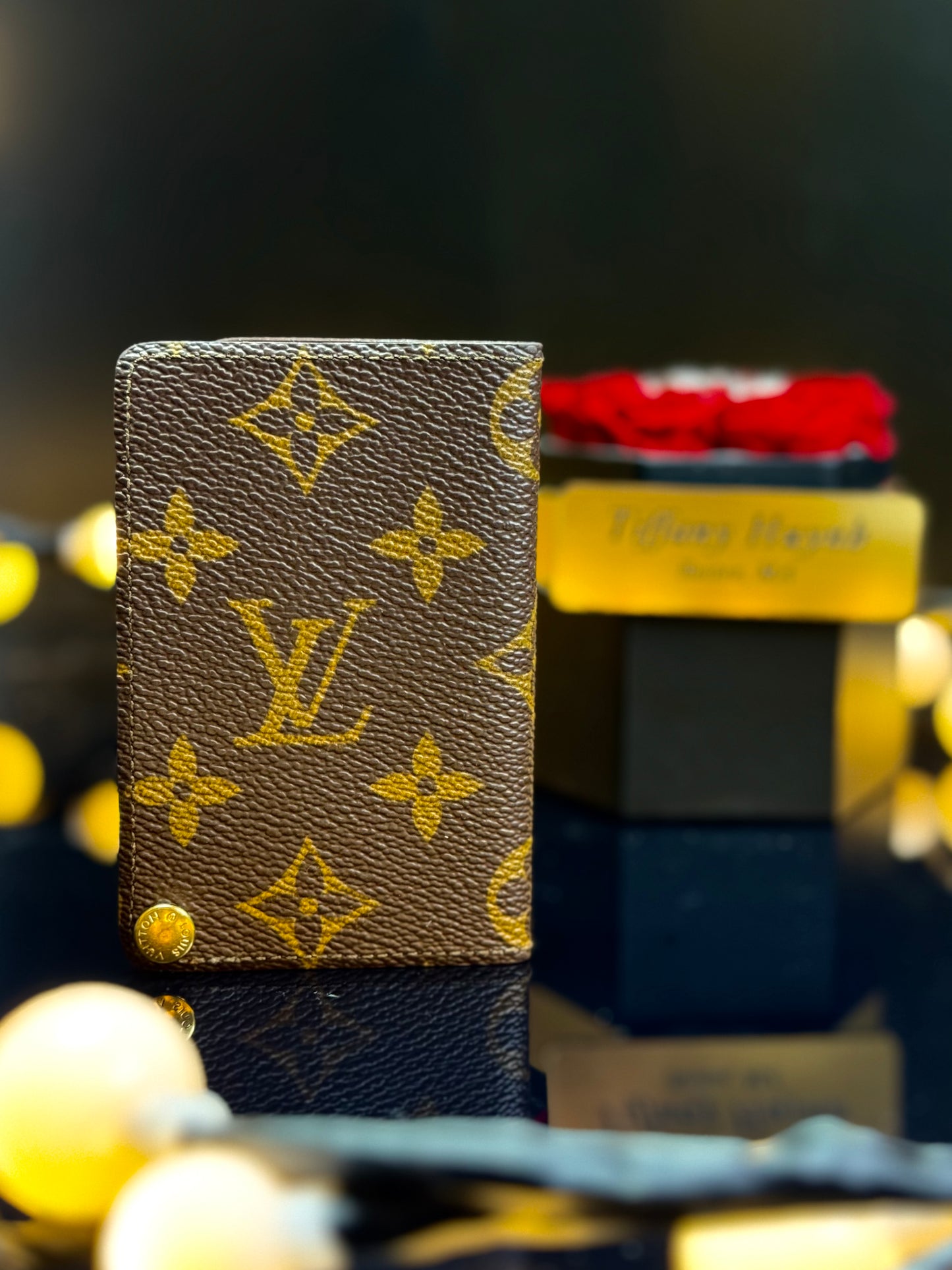 Authentic Louis Vuitton Monogram Porte Cartes Credit Pression Card Holder