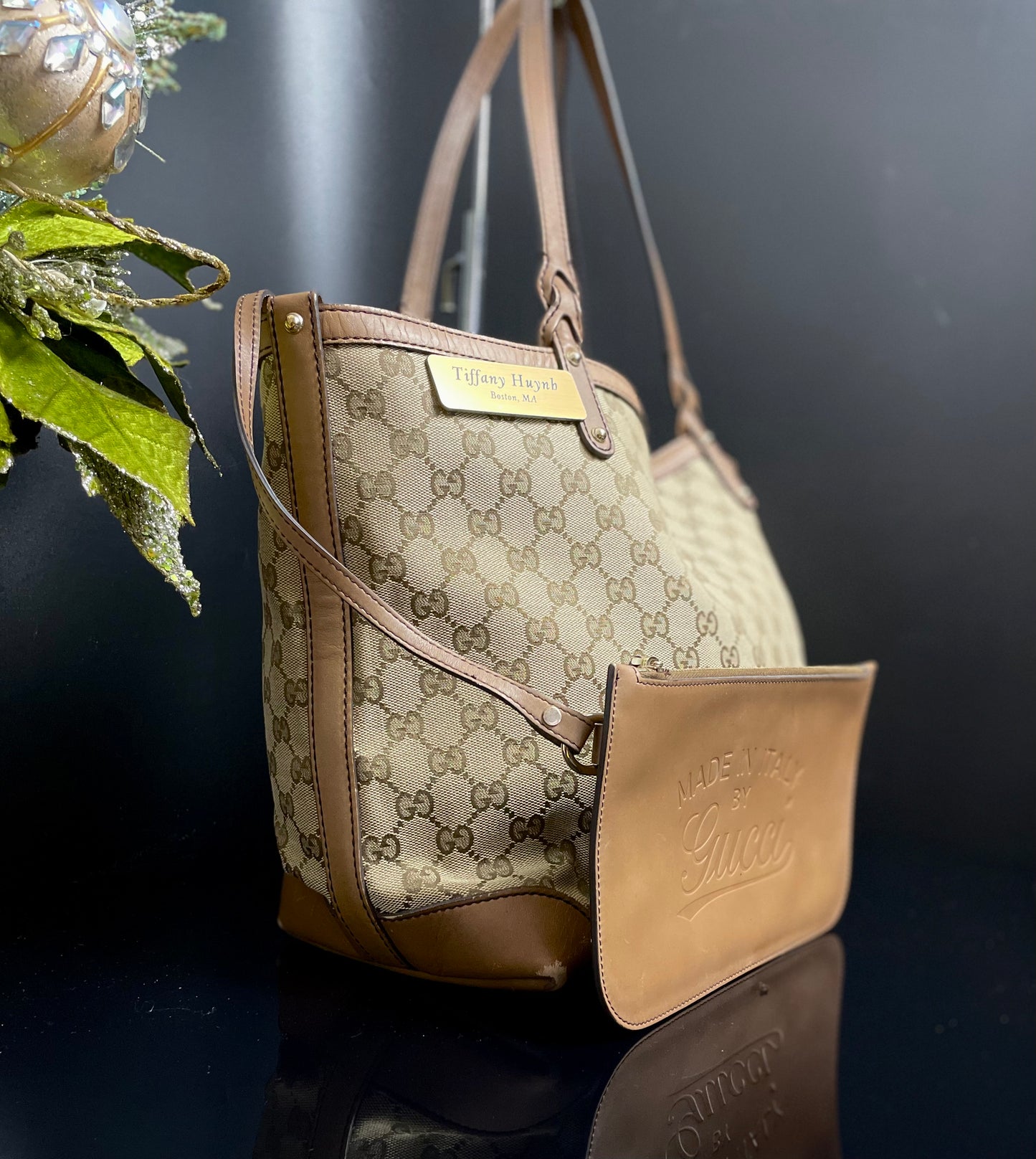 Authentic Gucci GG Monogram Canvas Tote Shoulder w/ Pouch
