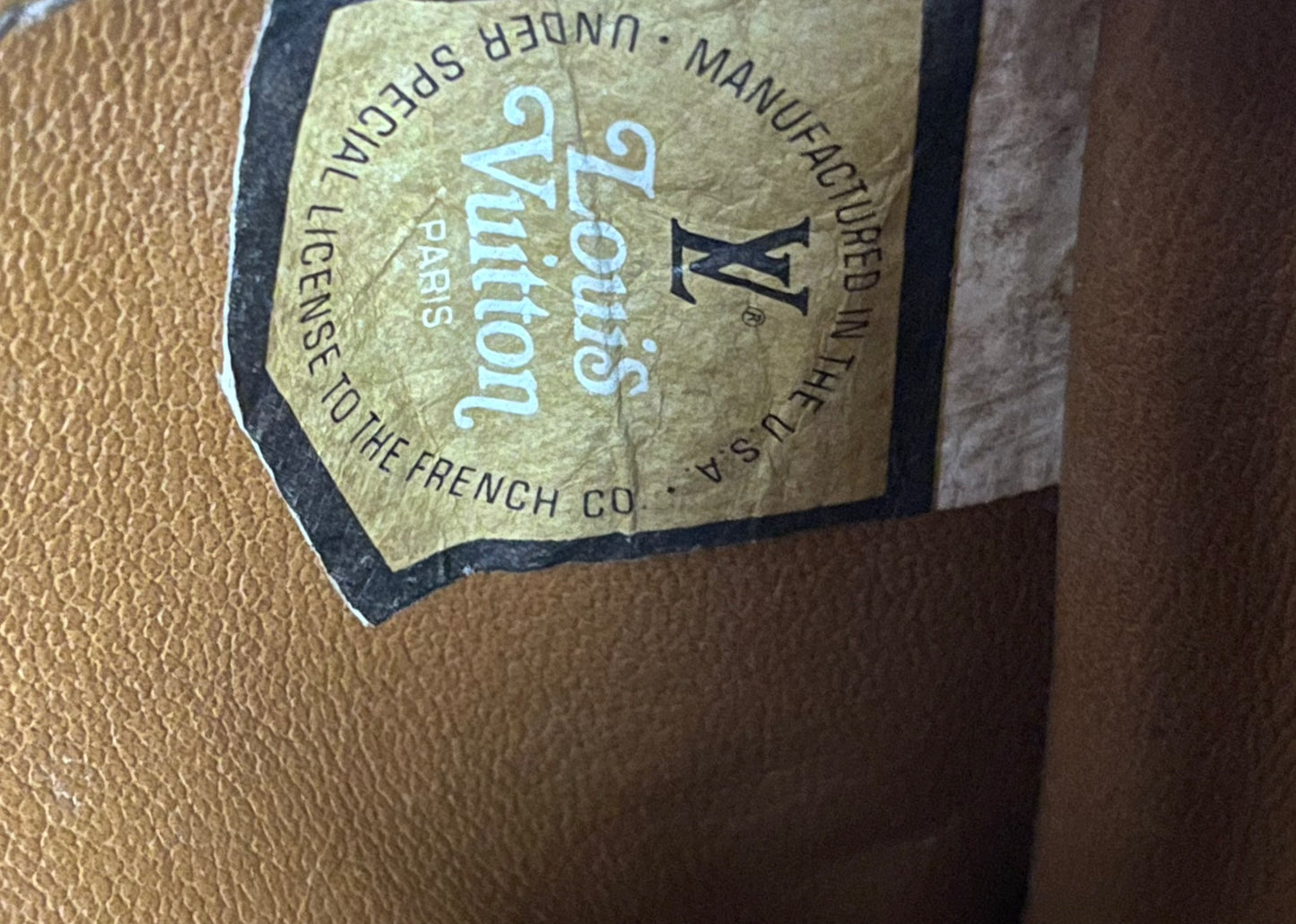 Authentic LOUIS VUITTON Vintage French Co Sac Bandouliere 30 Shoulder