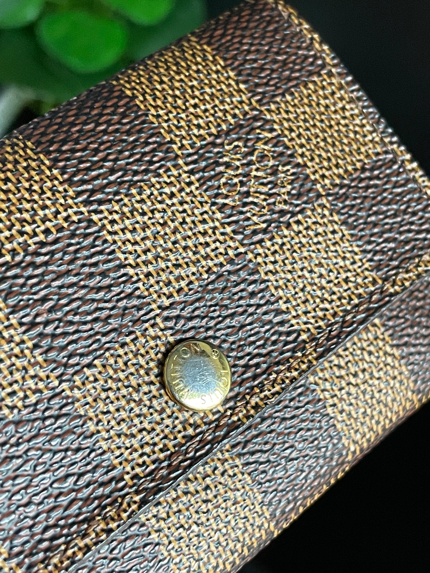 Authentic Louis Vuitton Damier Ebene 6 Key Holder