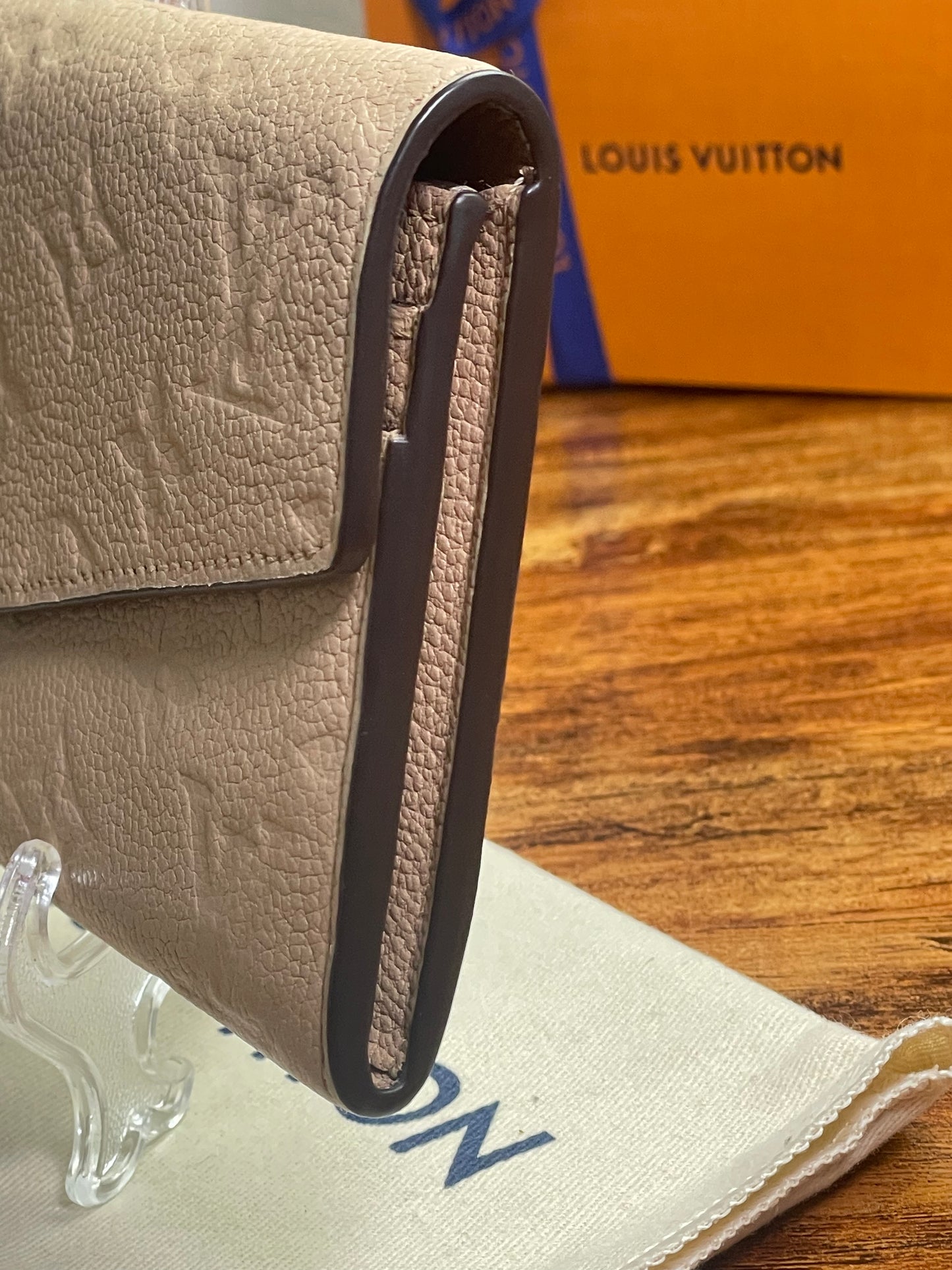 Authentic Louis Vuitton Empreinte Old Model Sarah Wallet Dune Beige
