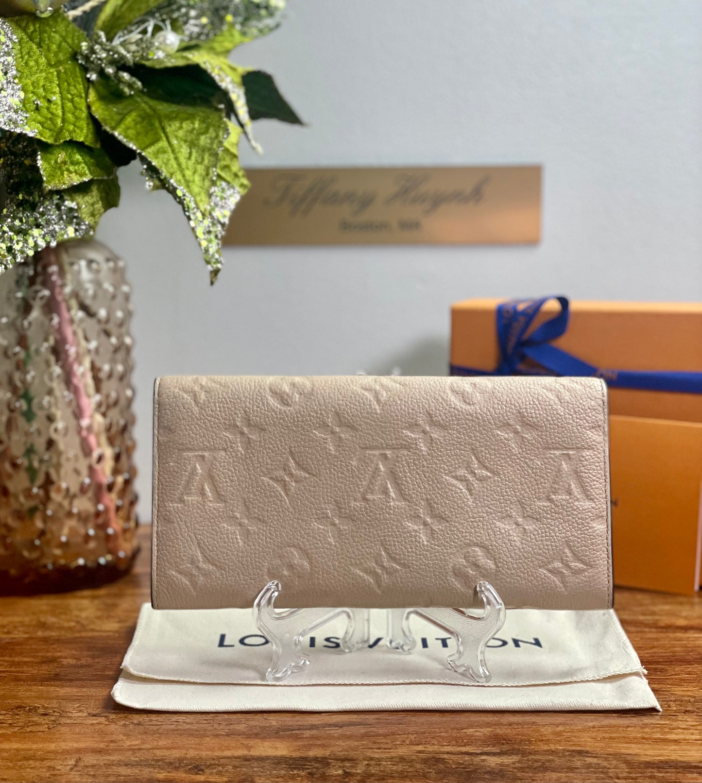 Authentic Louis Vuitton Empreinte Old Model Sarah Wallet Dune Beige