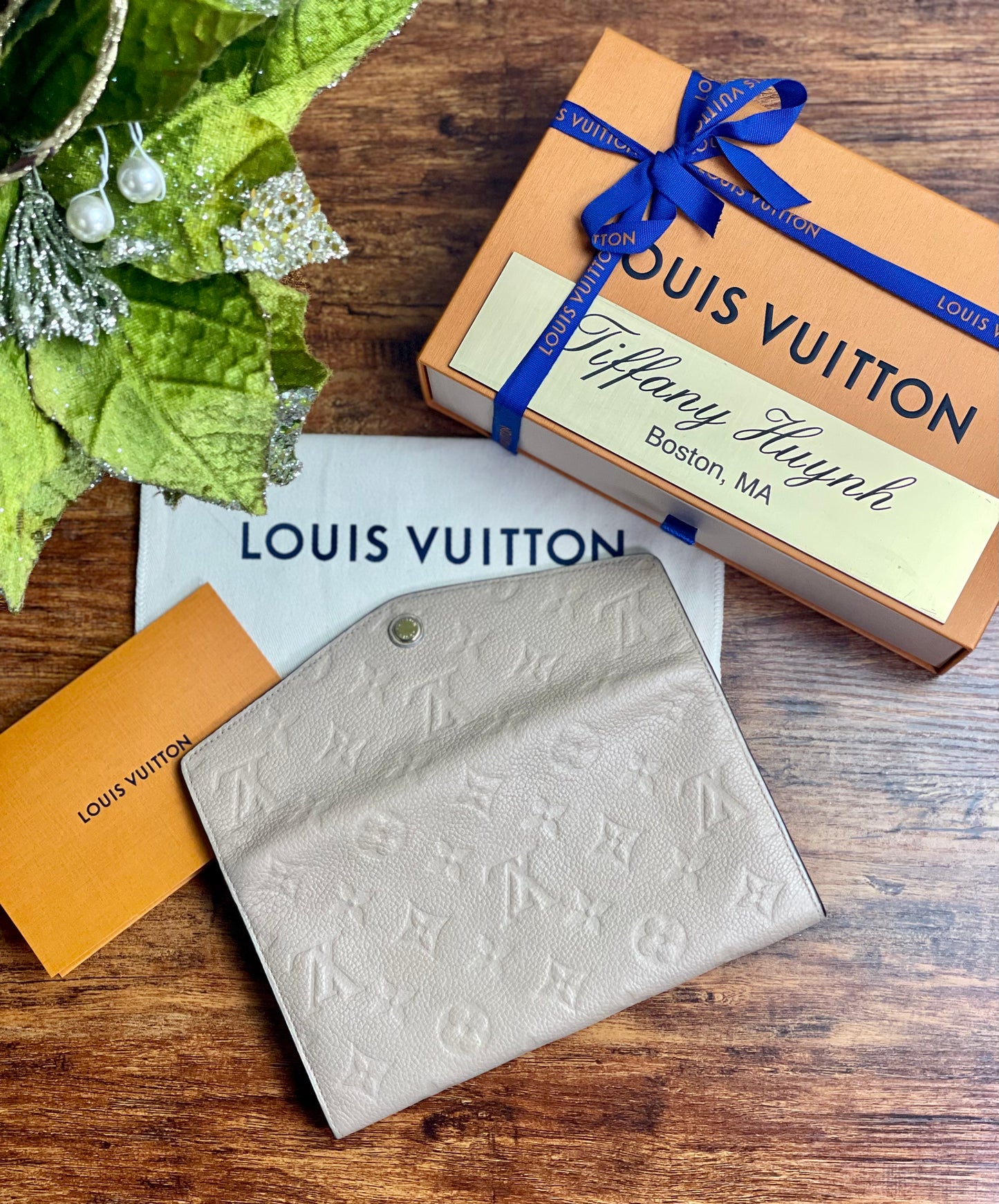 Authentic Louis Vuitton Empreinte Old Model Sarah Wallet Dune Beige