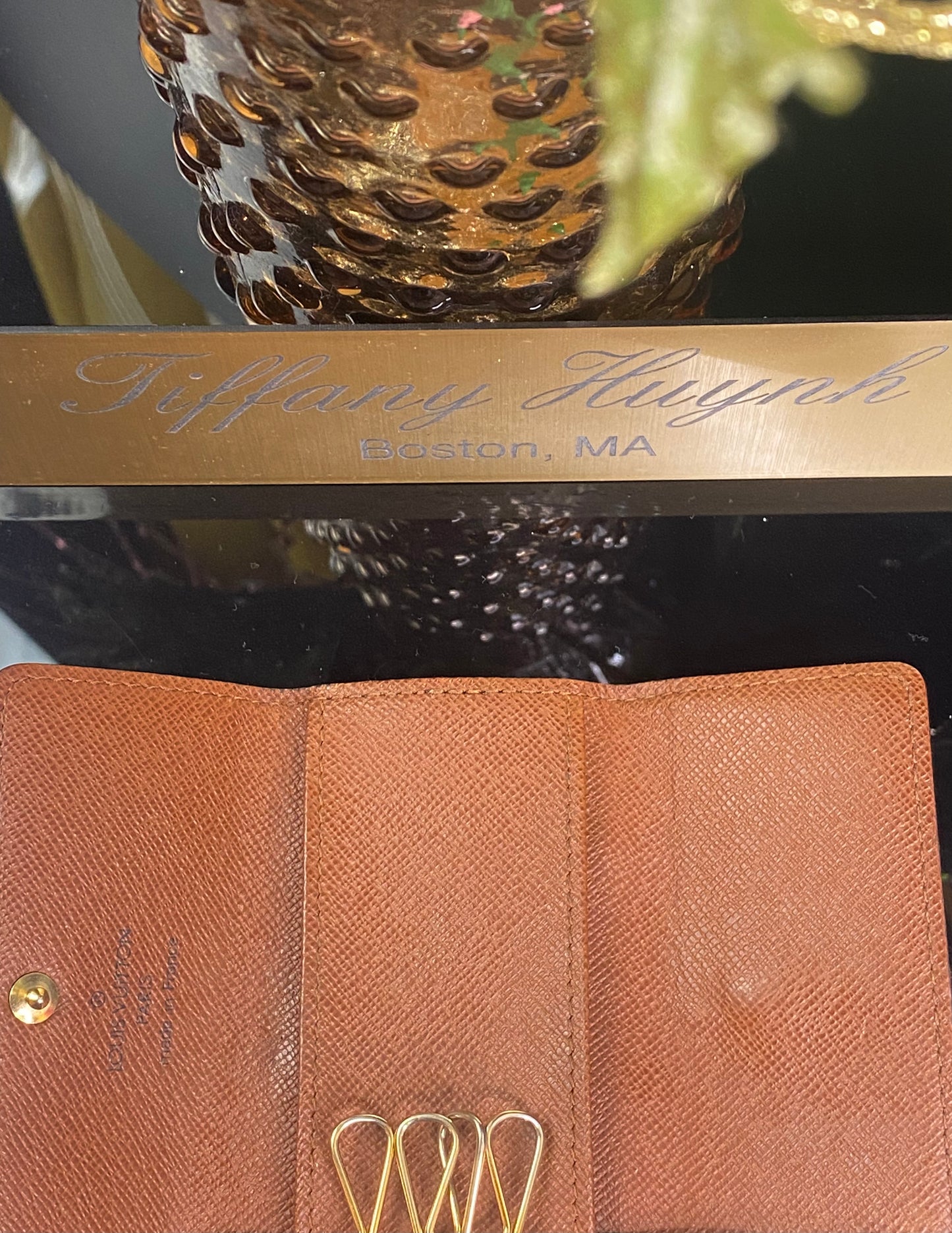 Authentic Louis Vuitton Monogram 4 Key Case
