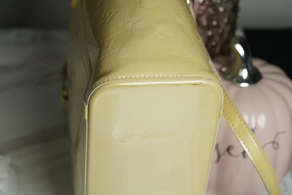 Authentic Louis Vuitton Monogram Vernis Avalon MM