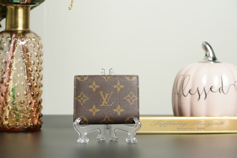 Authentic Louis Vuitton Monogram Elise Wallet