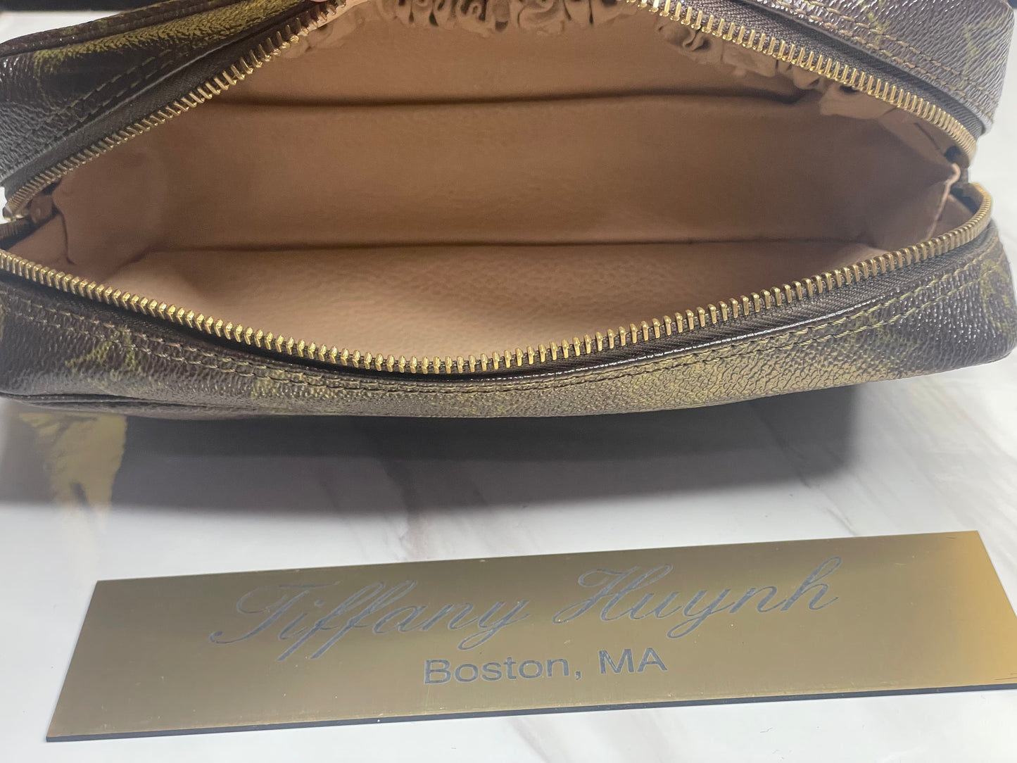 Authentic Louis Vuitton Monogram Trousse 23