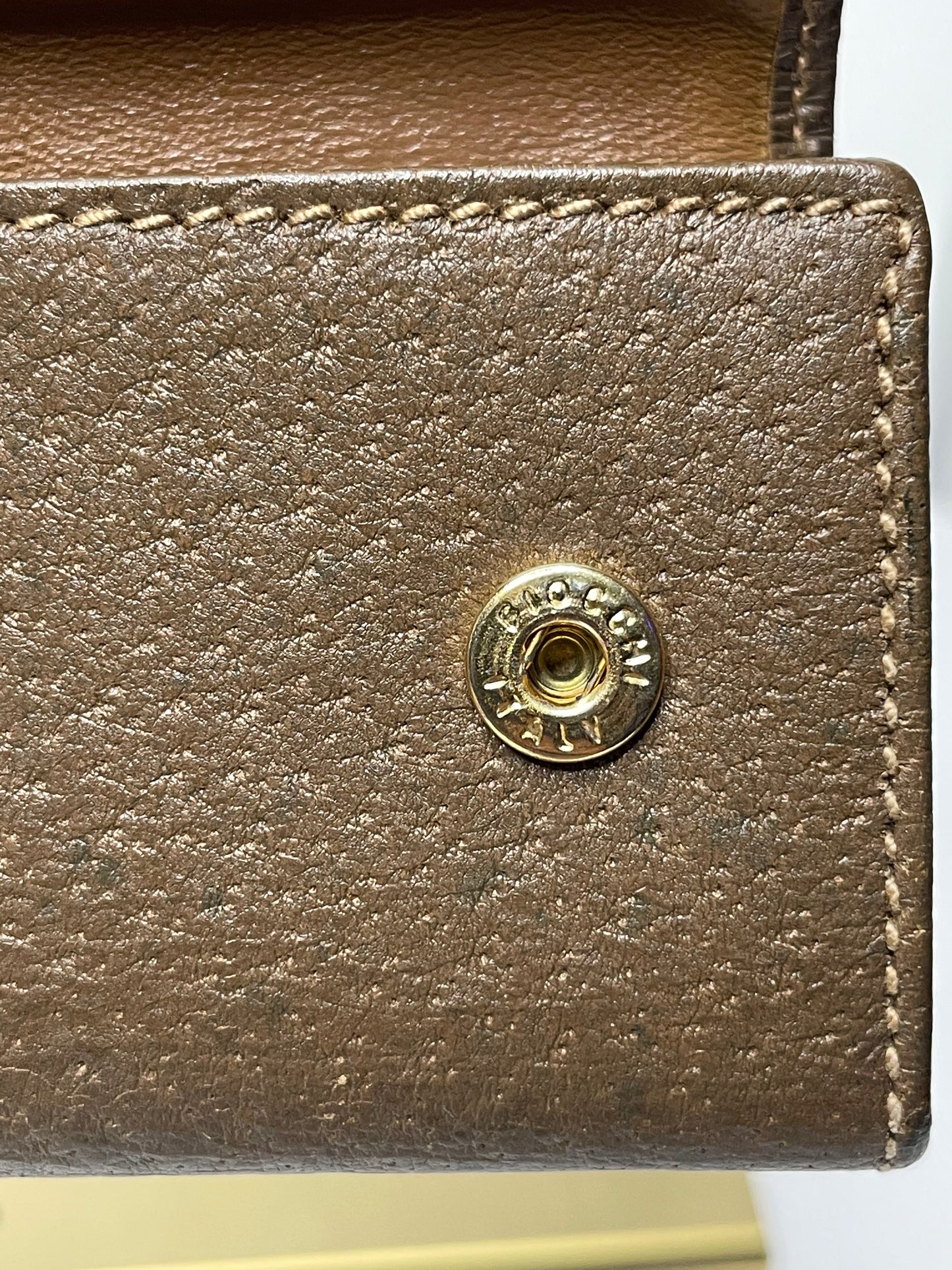 Authentic Vintage Gucci Key Case