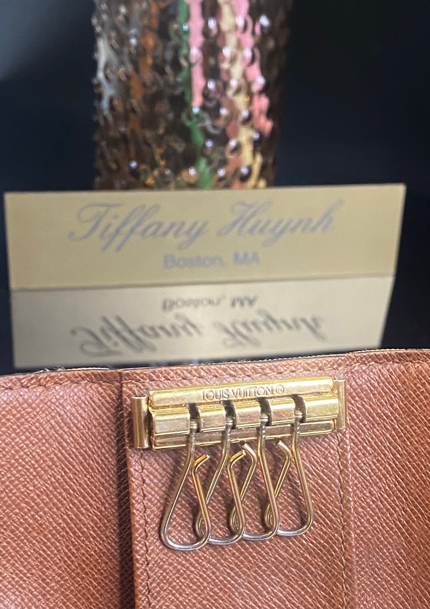 Authentic Louis Vuitton Monogram 4 Key Case