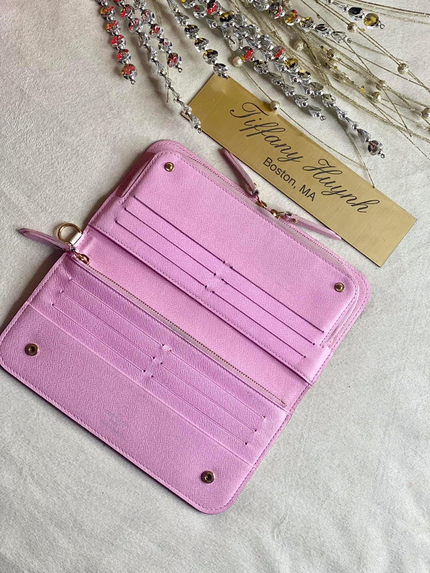 Authentic Louis Vuitton White Multicolor Insolite Wallet
