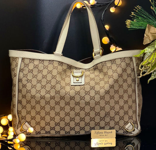 Authentic Gucci GG Abbey D-Ring Tote Bag in Beige
