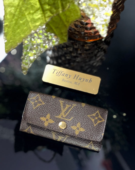 Authentic Louis Vuitton Monogram 4 Key Holder