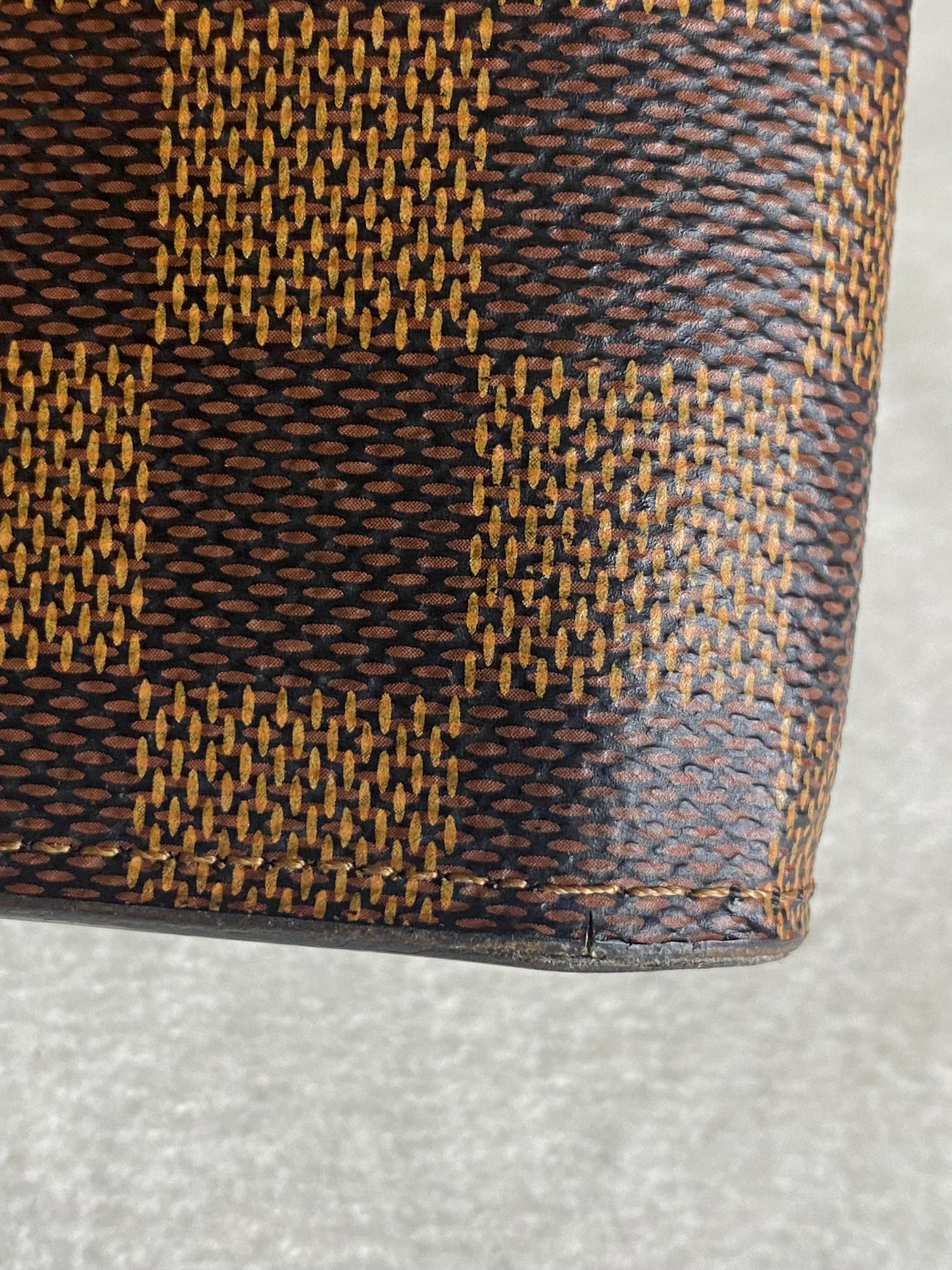 Louis Vuitton Damier Ebene Brazza Wallet ○ Labellov ○ Buy and Sell  Authentic Luxury