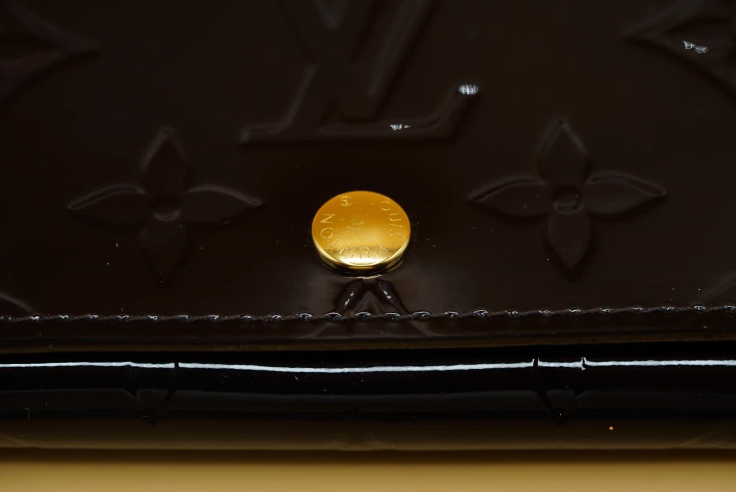 Authentic Louis Vuitton Vernis Business Card Holder Amarante